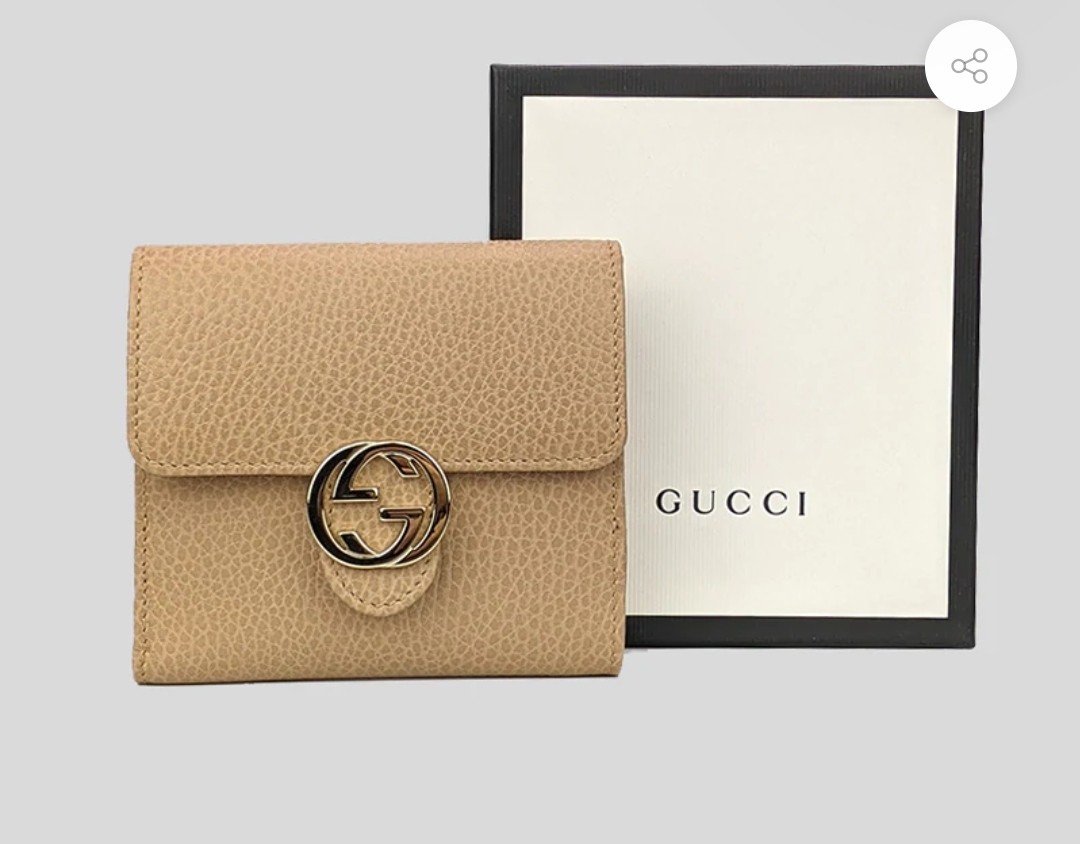 売れ筋介護用品も！ Small GUCCI Brown Gucci Wallet INTERLOCKING GG