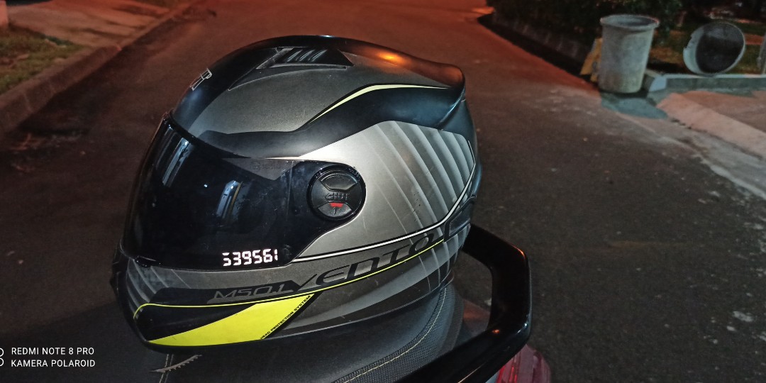 Helm bekas half face full face original givi nolan ls2, Motor di Carousell