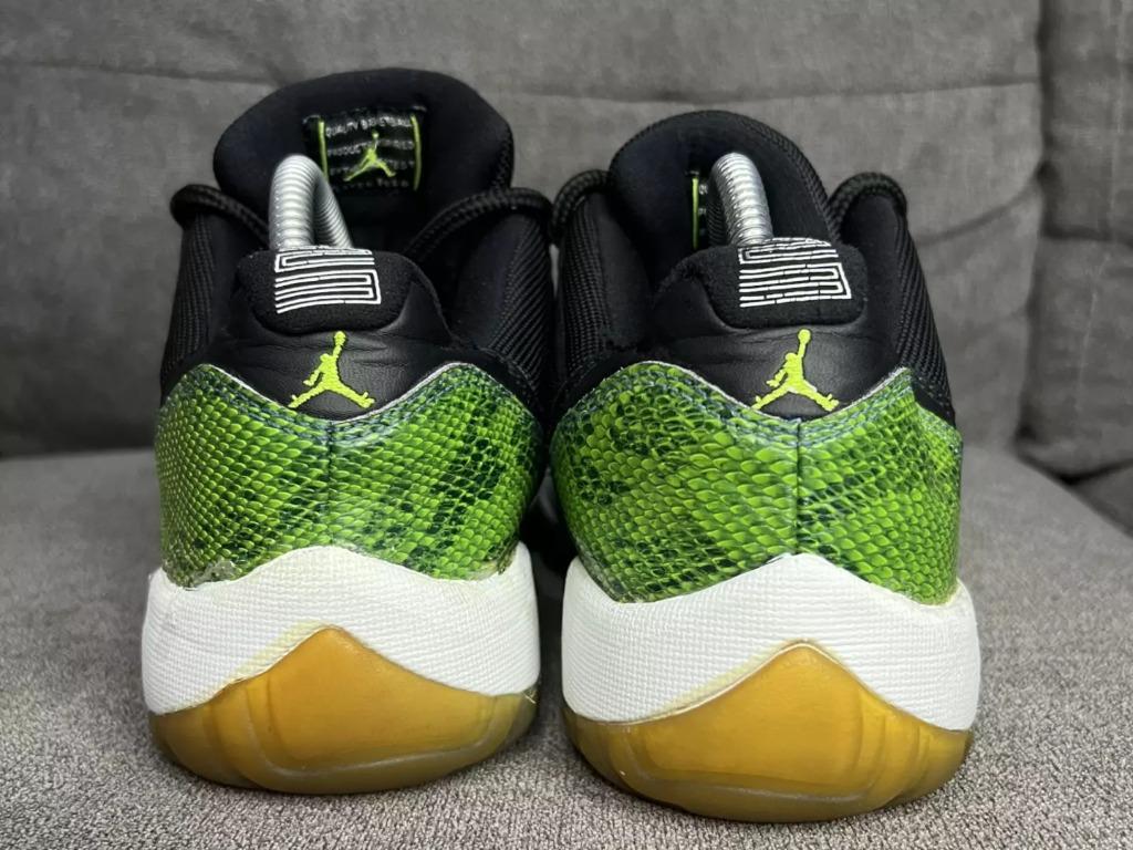 Air jordan 11 low green snakeskin hotsell