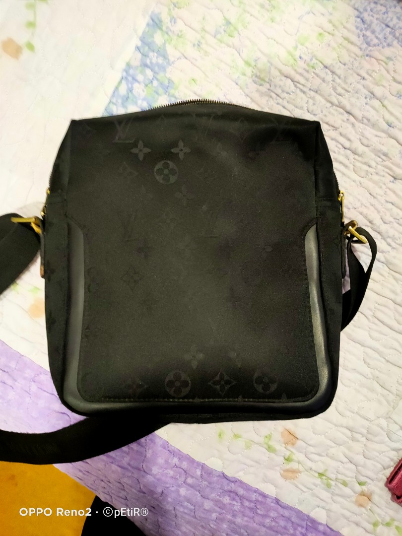 LV SLING BAG LELAKI, Men's Fashion, Bags, Sling Bags on Carousell