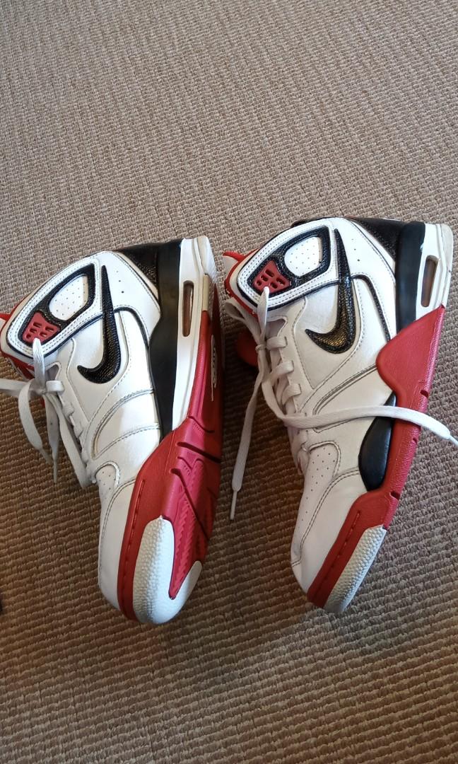 nike flight falcon black