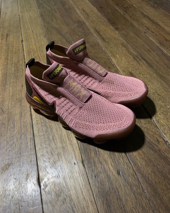 nike vapormax terra blush