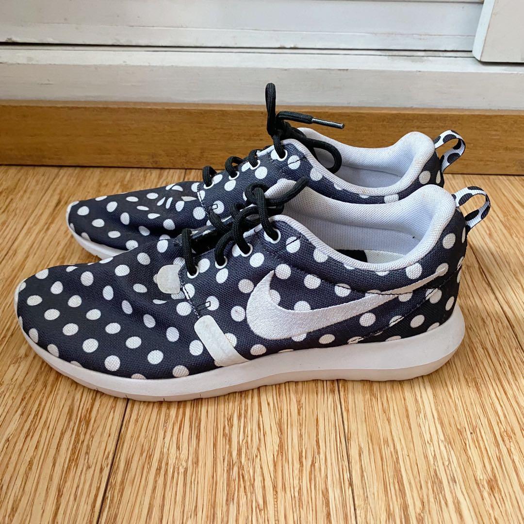 Nike Run Polka Dot Pack (authentic), Men's Fashion, Footwear, Sneakers on Carousell