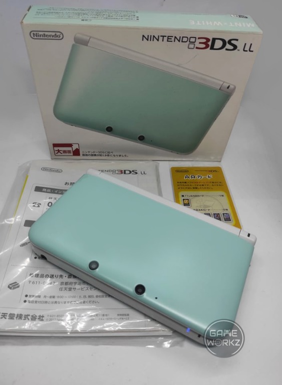 Nintendo 3DS LL / XL Mint White (Japan Exclusive 3DS variant