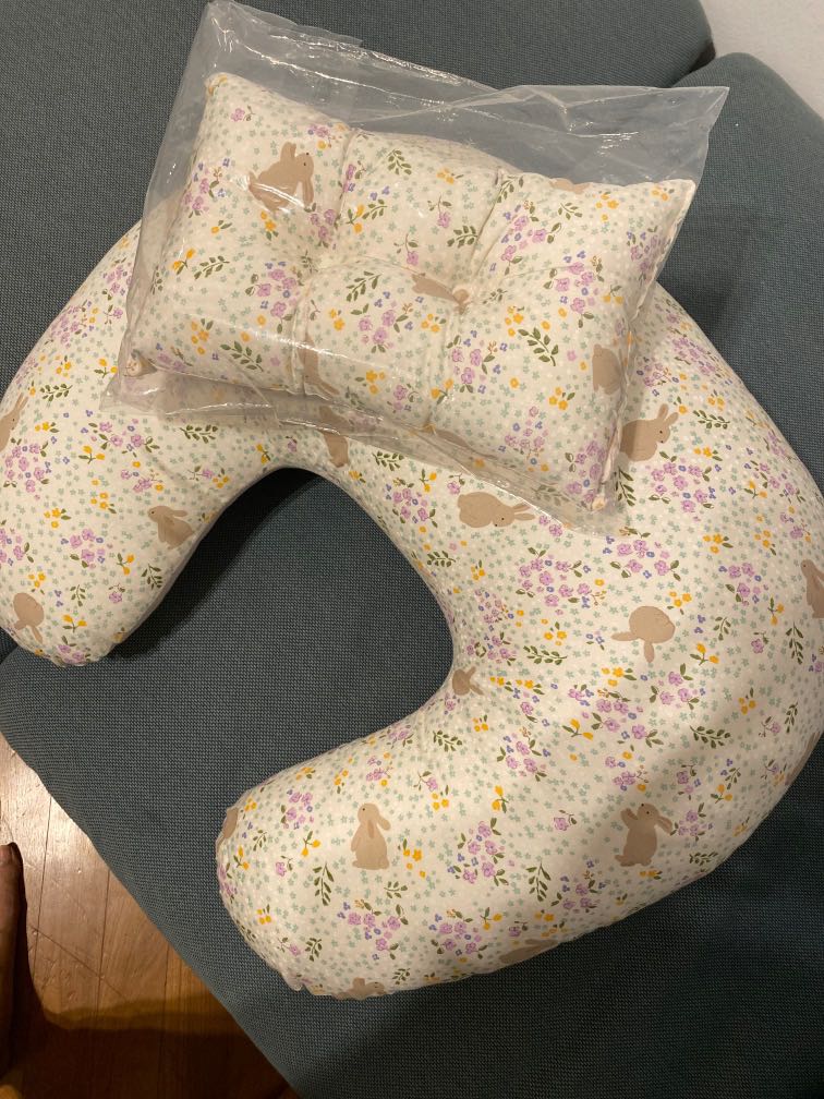 Nursing Pillow, Babies & Kids, Nursing & Feeding, Breastfeeding