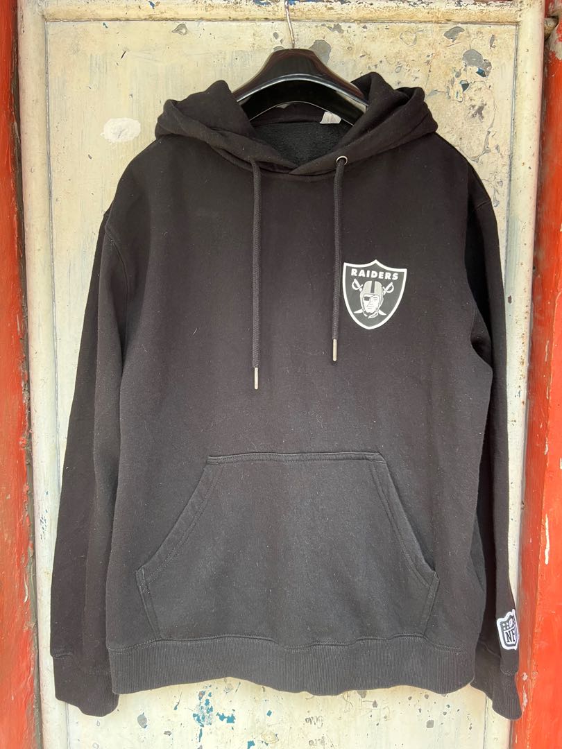 NFL x Starter Raiders Hoodie, Men's Fashion, Coats, Jackets and Outerwear  on Carousell