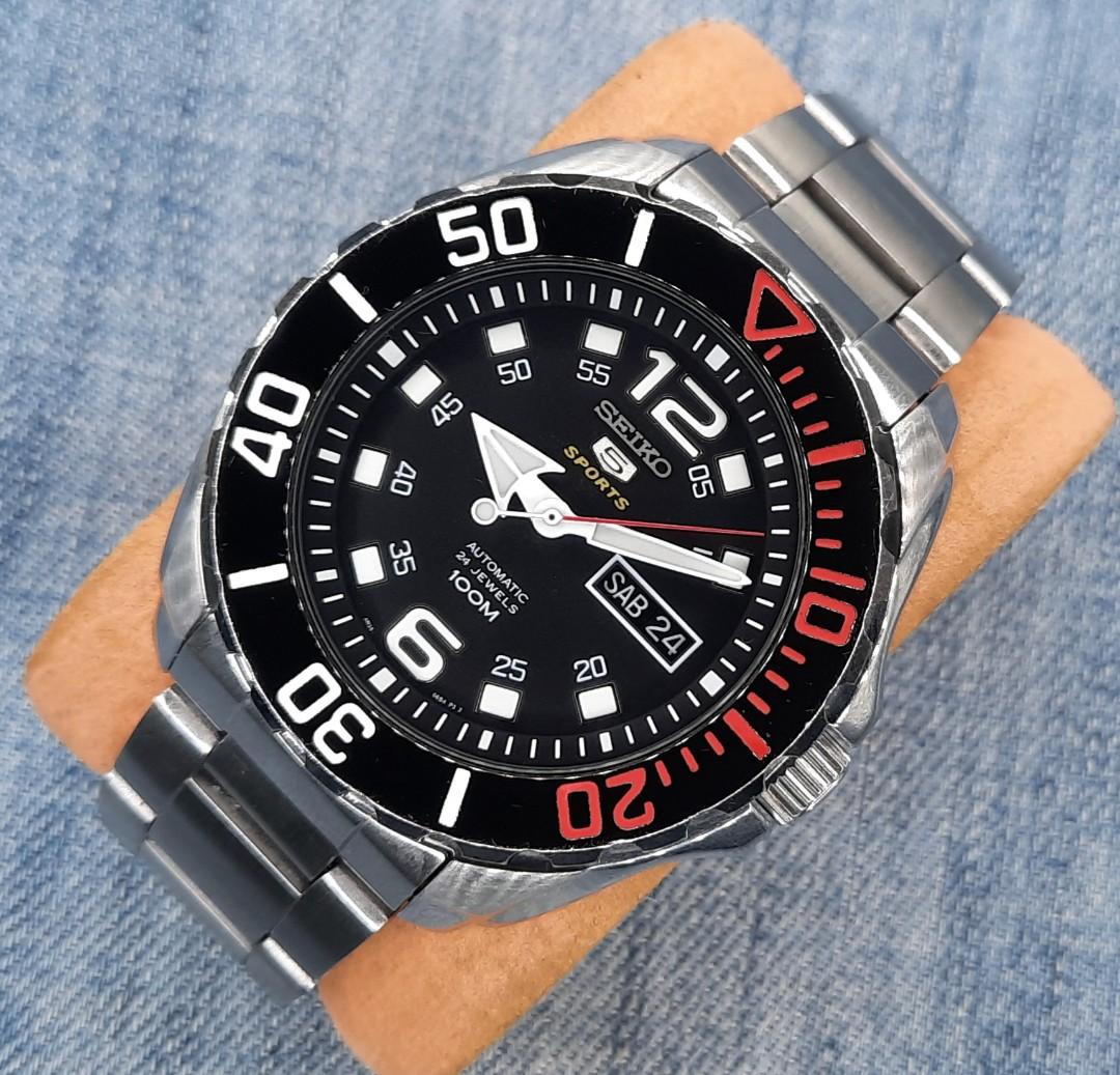 Seiko 5 Sports SRPB35K1 4R36 0680 23 Jewels 100 Meters Automatic Men s Watch