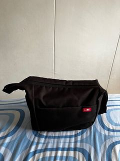 (Category: ) located in . Submitted by mervyn_thong (Listing ID 1143570522, Image 1). Description: .