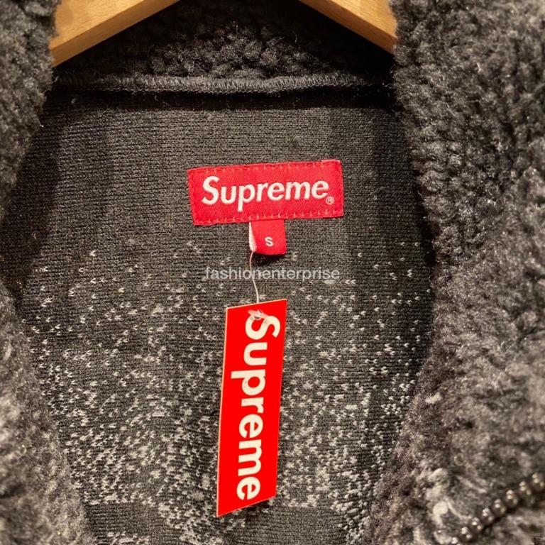 Supreme wolf on sale sweater