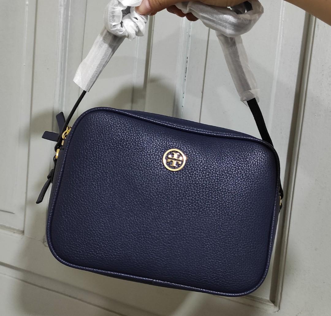Valentine's Gift ❤️ Tory Burch Camera Bag (Navy Blue), Women's Fashion, Bags  & Wallets, Cross-body Bags on Carousell