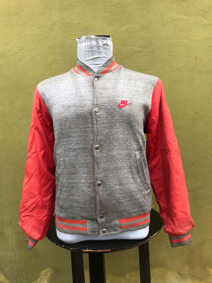 Varsity jacket hotsell vintage nike