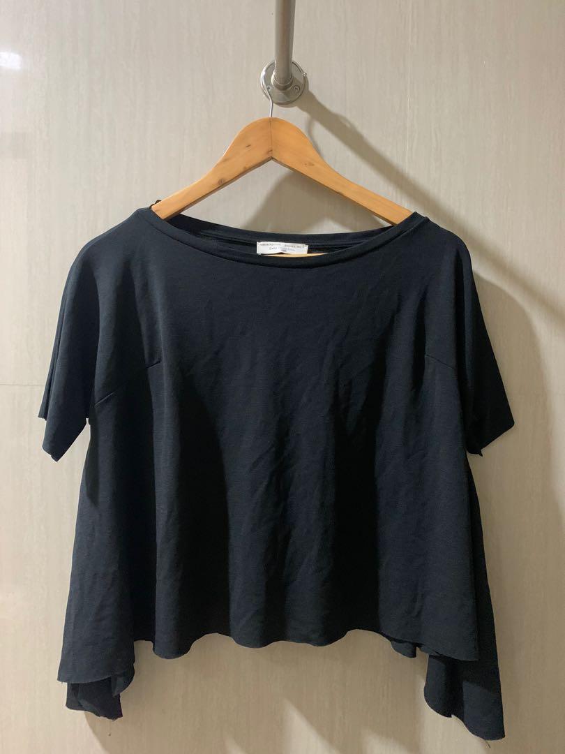 Zara batwing black shirt (Category: Shirts) located in Manila. Submitted by declutteringclosett (Listing ID 1143581446, Image 1). Description: .