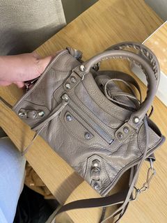 (Category: ) located in . Submitted by mawarrindu (Listing ID 1143680563, Image 1). Description: .