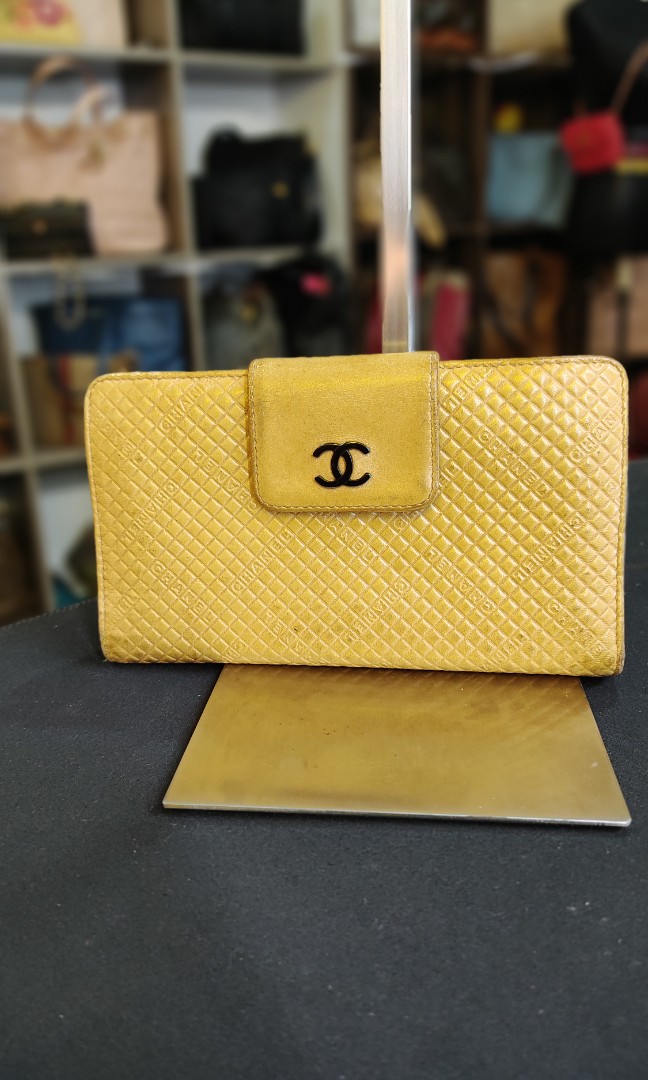 authentic chanel wallet