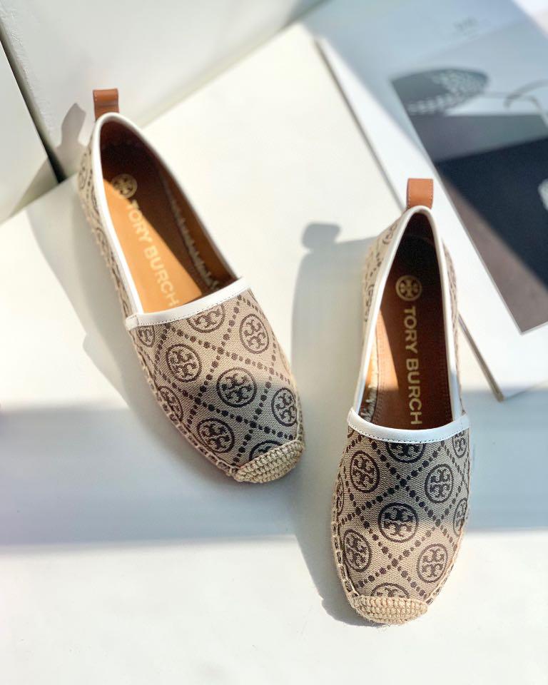 Authentic Tory Burch T monogram canvas shoes, Women's Fashion, Footwear,  Loafers on Carousell