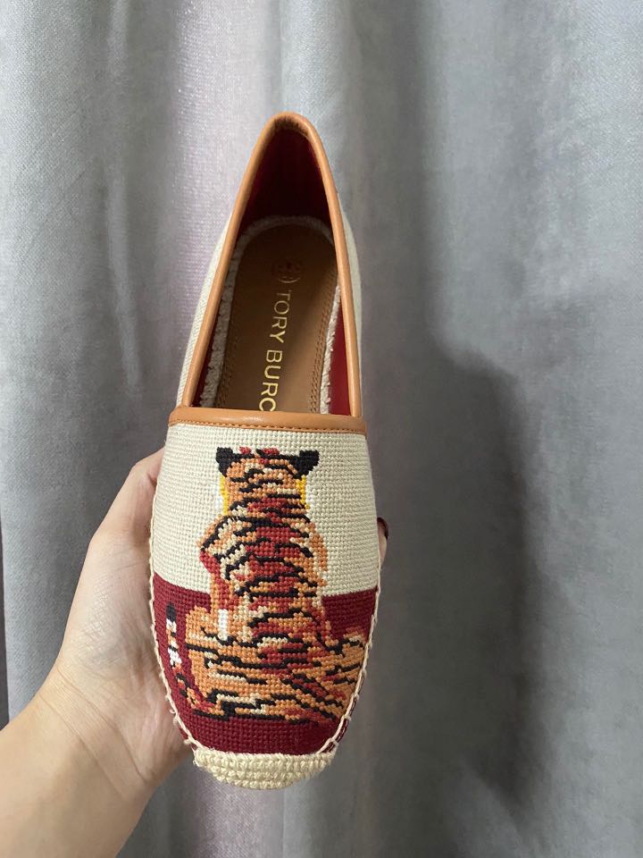 Tory burch sales pineapple espadrilles