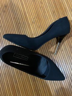 (Category: ) located in . Submitted by preloved.qaseh (Listing ID 1143814606, Image 1). Description: .