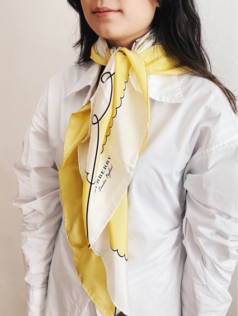 BNWT Authentic Burberry Silk Printed Scarf Yellow Women s