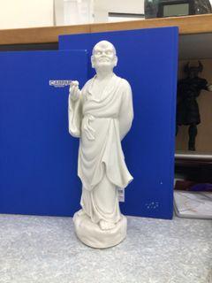 Buddha, Damo, Taoism, Zen.