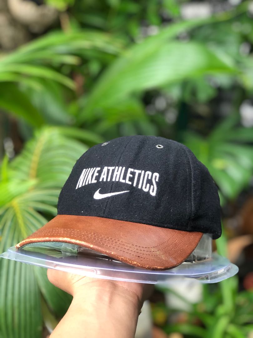 Cap nike athletics, Men's Fashion 