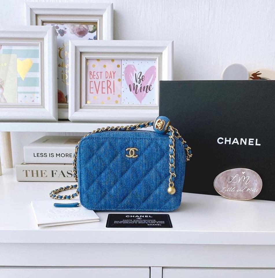 Chanel Blue Denim Pearl Crush Camera Bag Cloth ref.692679 - Joli Closet