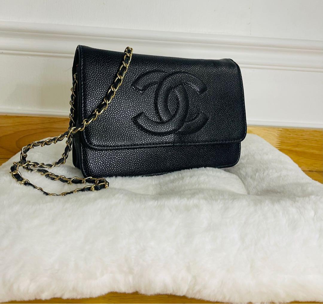 Chanel vintage, Women's Fashion, Bags & Wallets, Purses & Pouches on  Carousell