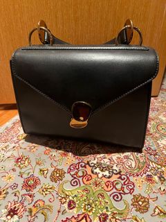 （分類：）位於 。 由 hkarousell22 提交（商品編號 1143808645，圖片 1）。簡介： 。