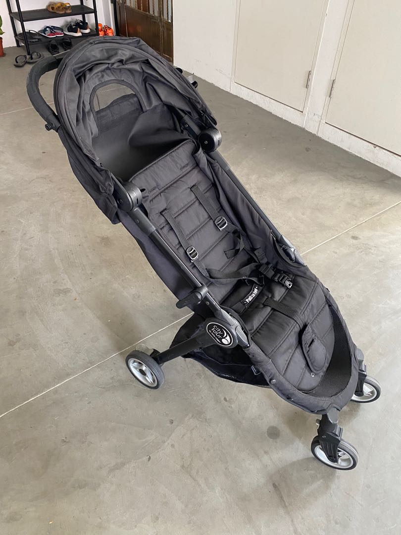 City tour by Jogger, Babies & Kids, Going Out, Strollers on Carousell