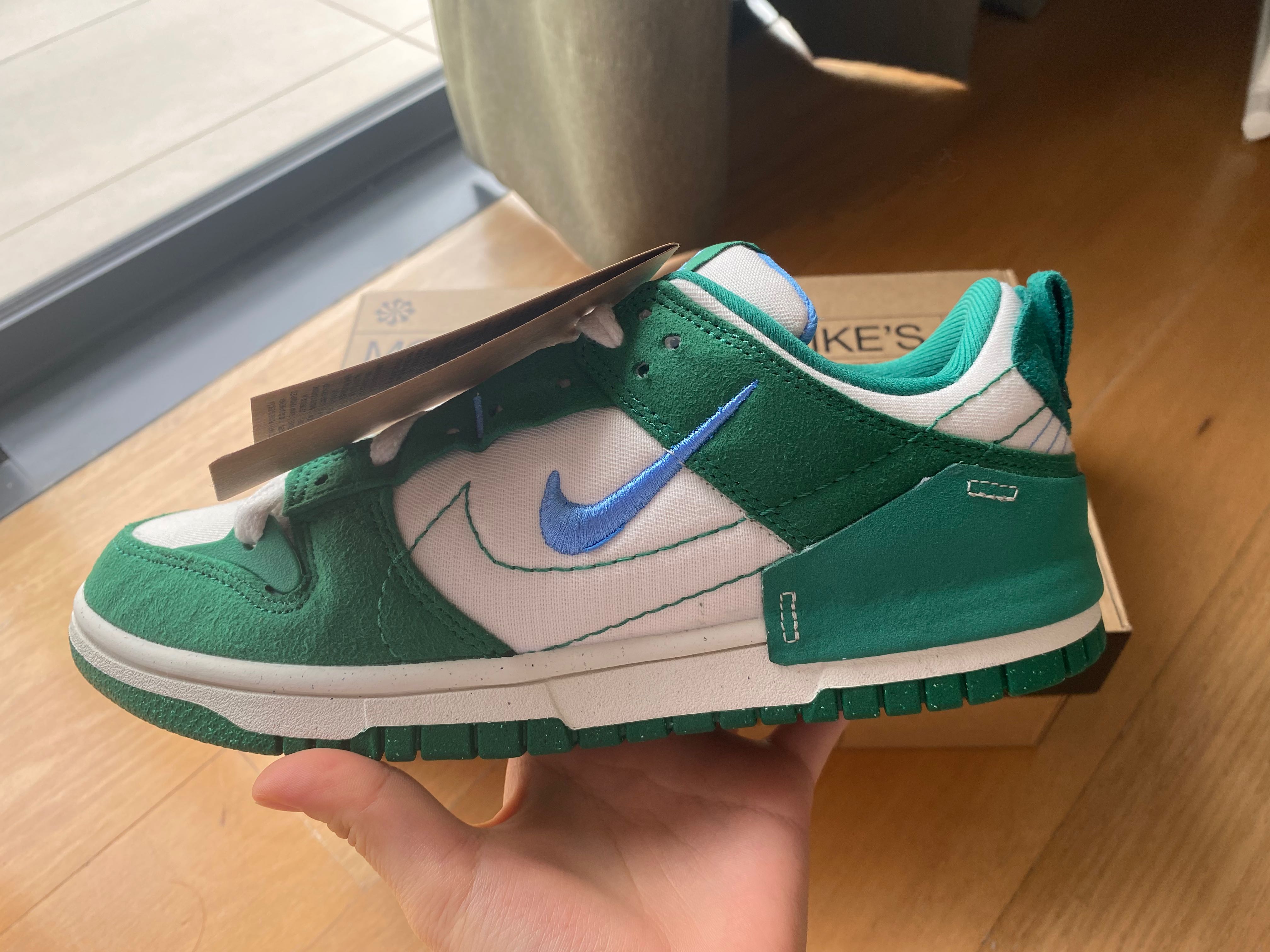 Dunk low disrupt 2 malachite, Women's Fashion, Footwear, Sneakers