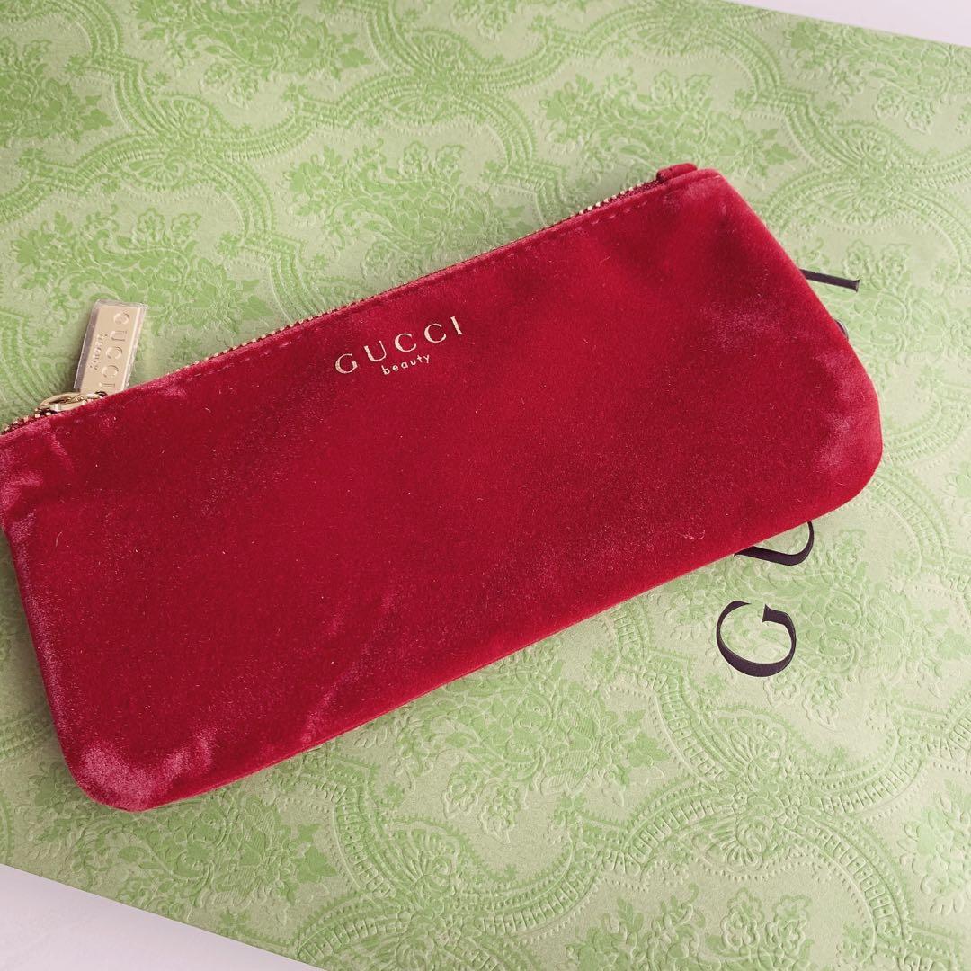 Gucci velvet makeup bag clearance