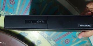 Hikvision DVR 8 channels