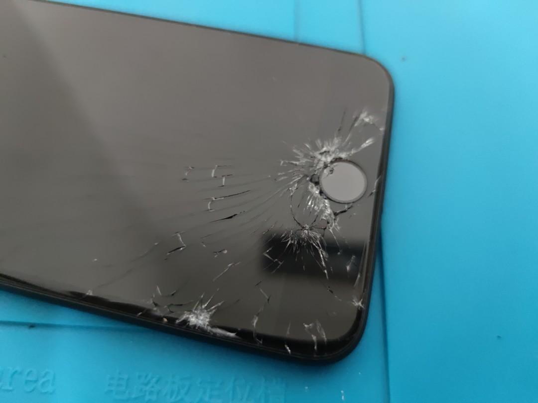 LCD replacement (Category: Monitor Screens) located in Kuala Lumpur. Submitted by lanz8586 (Listing ID 1143729565, Image 1). Description: Replacement LCD For iPhone and android smartphone... Please pm for inquiry. Thank you.