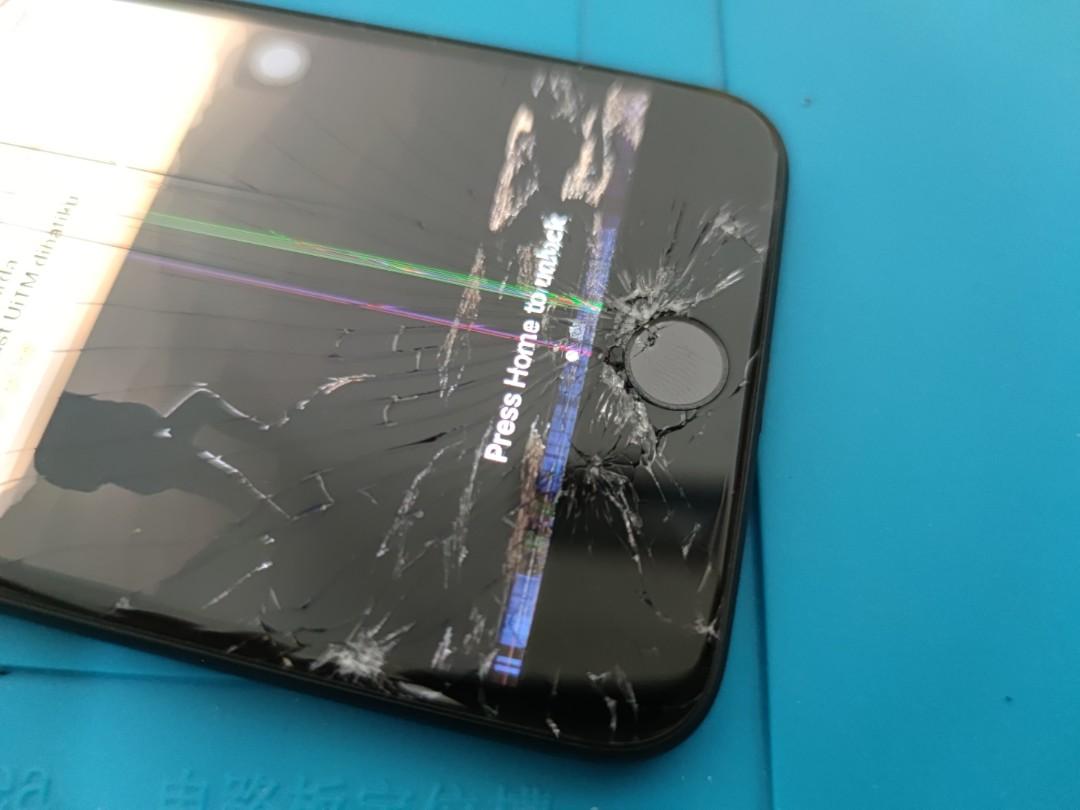 LCD replacement (Category: Monitor Screens) located in Kuala Lumpur. Submitted by lanz8586 (Listing ID 1143729565, Image 2). Description: Replacement LCD For iPhone and android smartphone... Please pm for inquiry. Thank you.