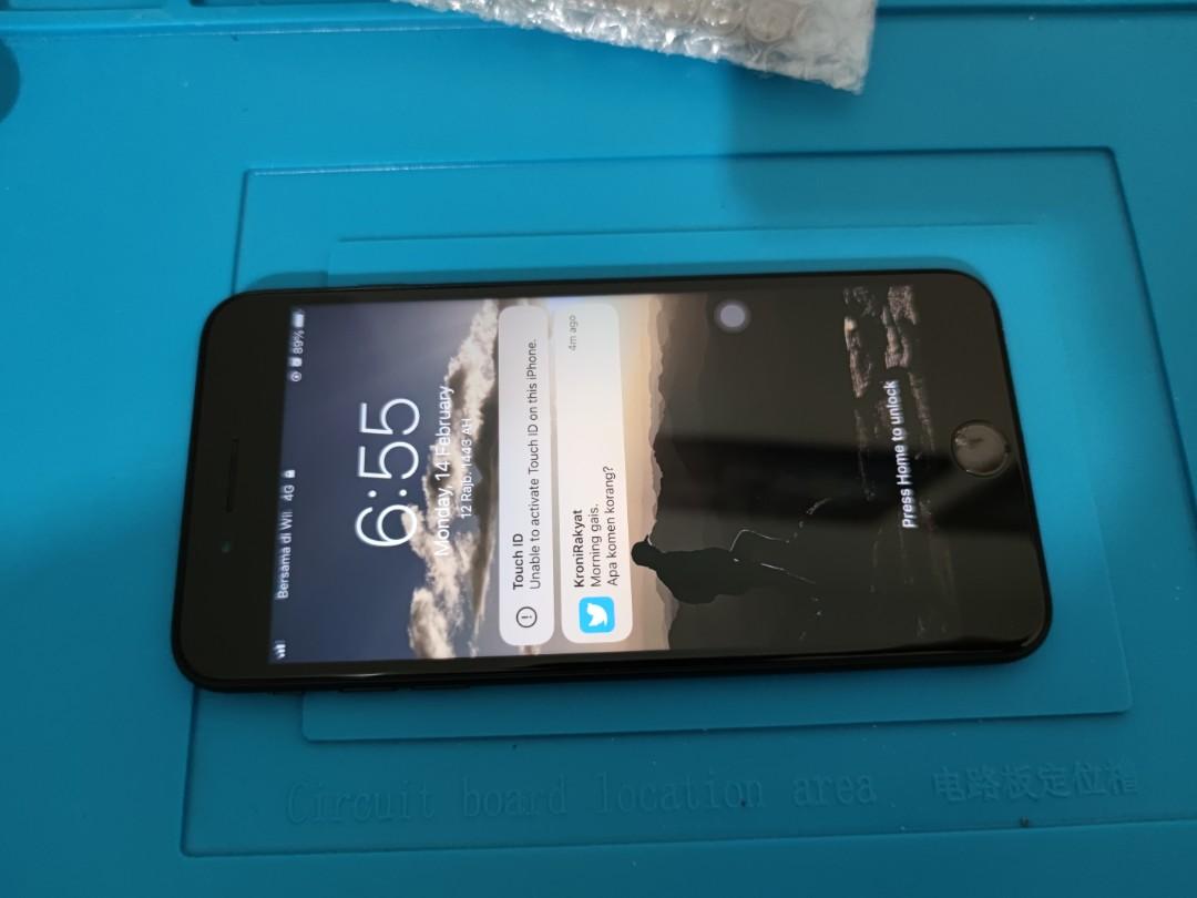 LCD replacement (Category: Monitor Screens) located in Kuala Lumpur. Submitted by lanz8586 (Listing ID 1143729565, Image 3). Description: Replacement LCD For iPhone and android smartphone... Please pm for inquiry. Thank you.