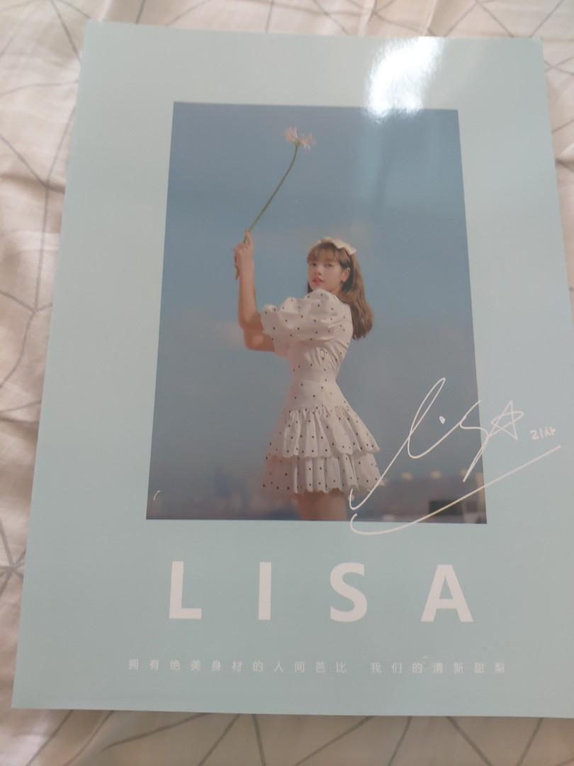 Lisa寫真集 海報 立牌 興趣及遊戲 收藏品及紀念品 明星周邊 Carousell