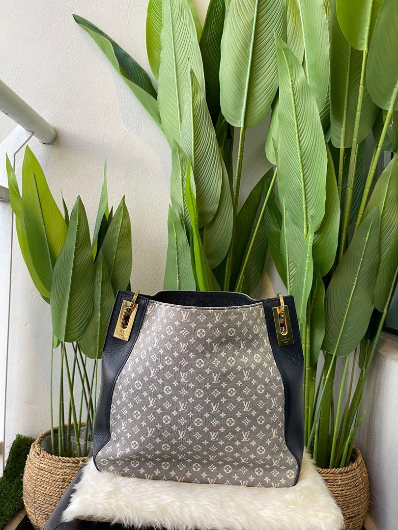 Louis Vuitton Encre Monogram Idylle Rendez-vous MM Bag Louis