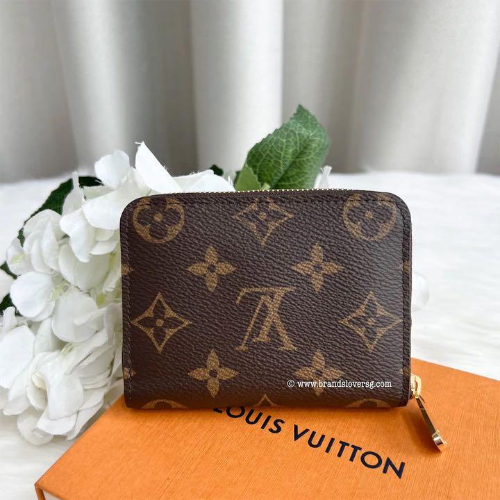 Louis vuitton small wallet maroon master copy, Luxury, Bags & Wallets on  Carousell