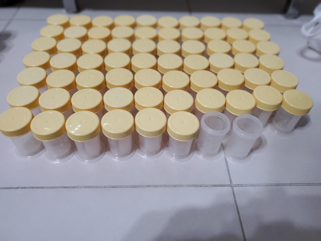 Medela 35ml and 80ml bottles