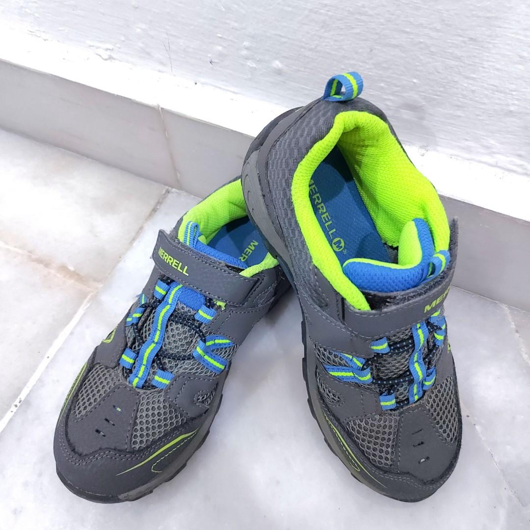 Merrell trail chaser sneaker top