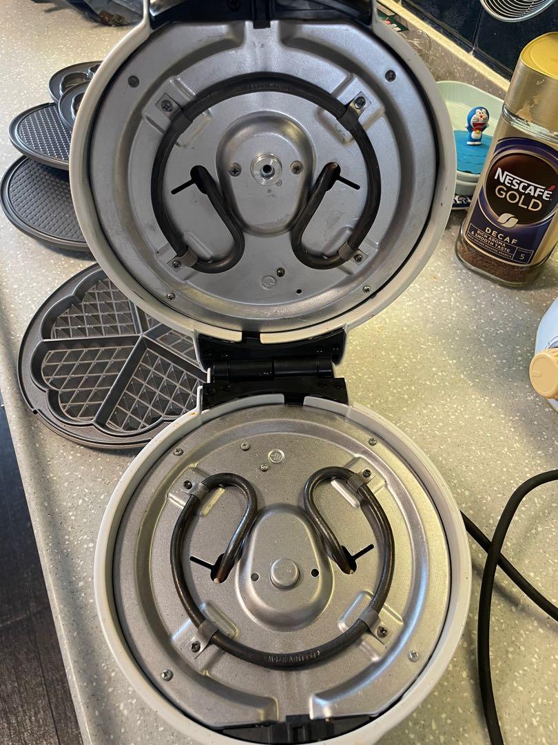 Multi-function electric cake maker (Category: Bakeware) located in Singapore. Submitted by caramel50 (Listing ID 1127732183, Image 3). Description: .