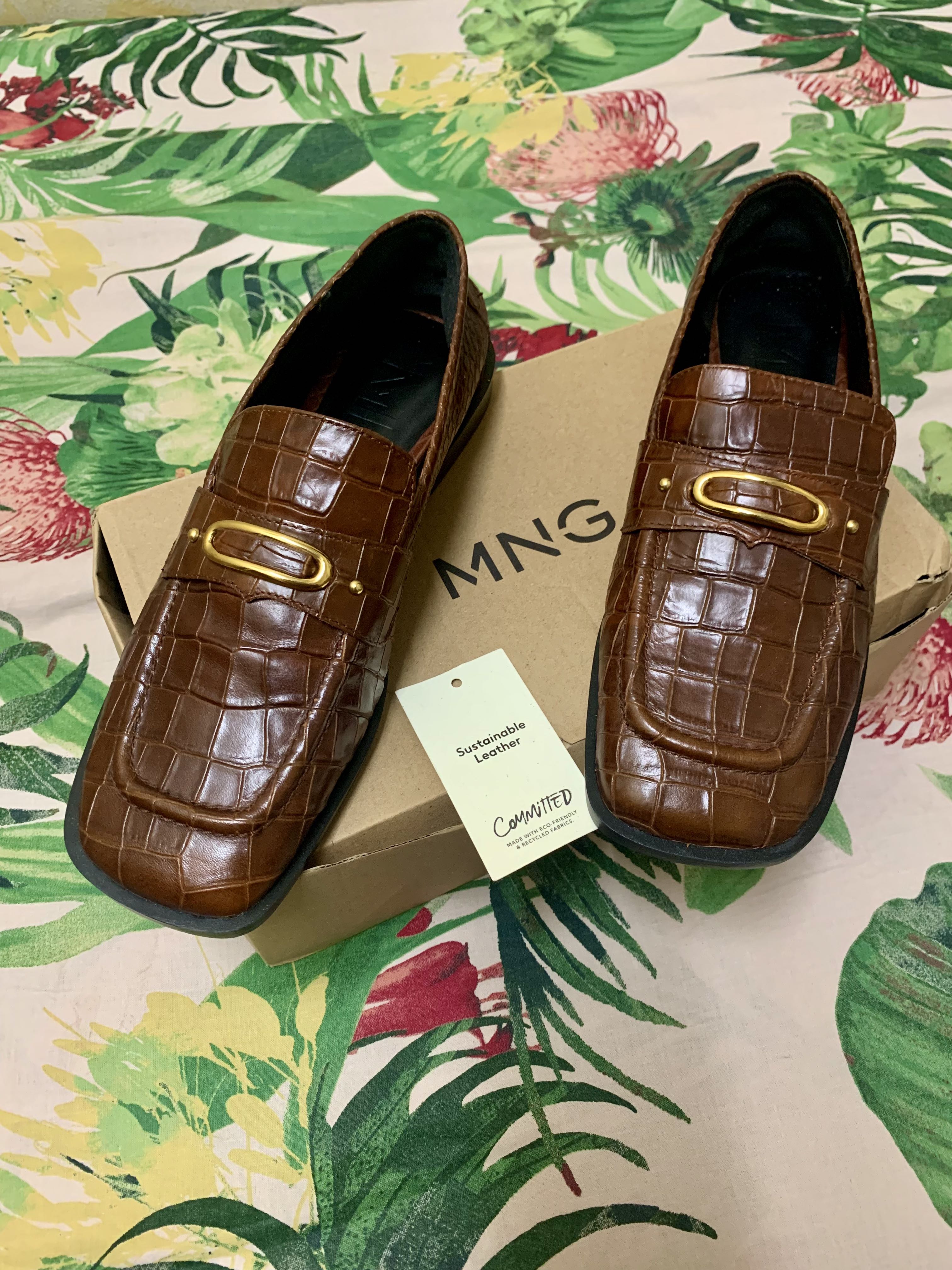 Mango moccasins hot sale