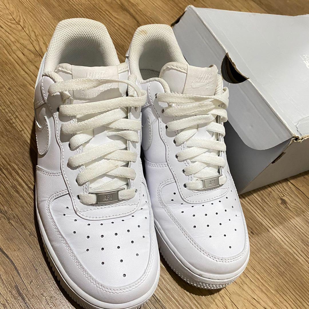 Nike Air Force 1 '07 White Size 39 