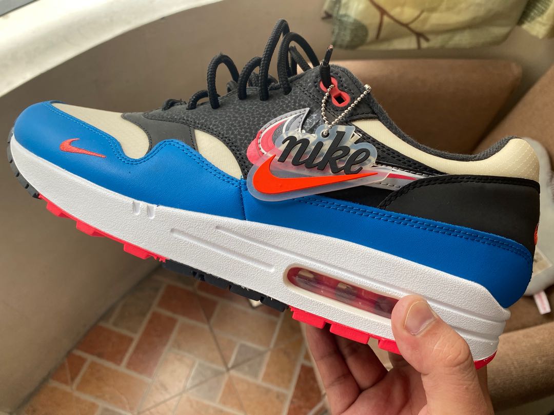 Air max sales 1 script