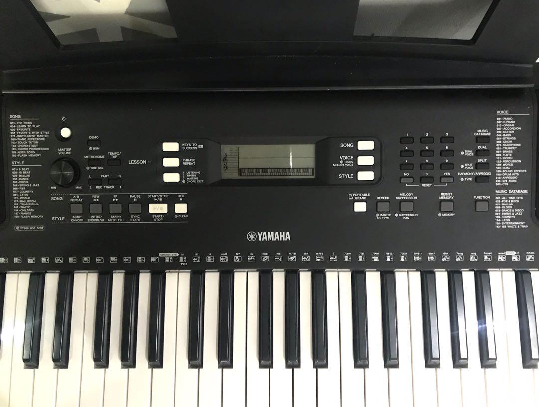 Piano Keyboard Yamaha PSR E363 Digital Keyboard, Hobbies & Toys