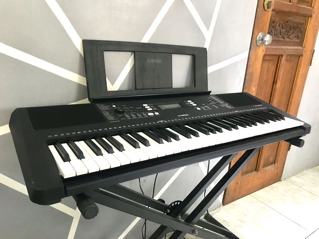 Piano Keyboard Yamaha PSR E363 Digital Keyboard, Hobbies & Toys