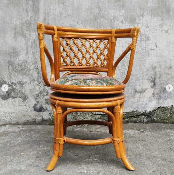 Rattan Swivel Desk Floral Chair, Furniture & Home Living, Furniture