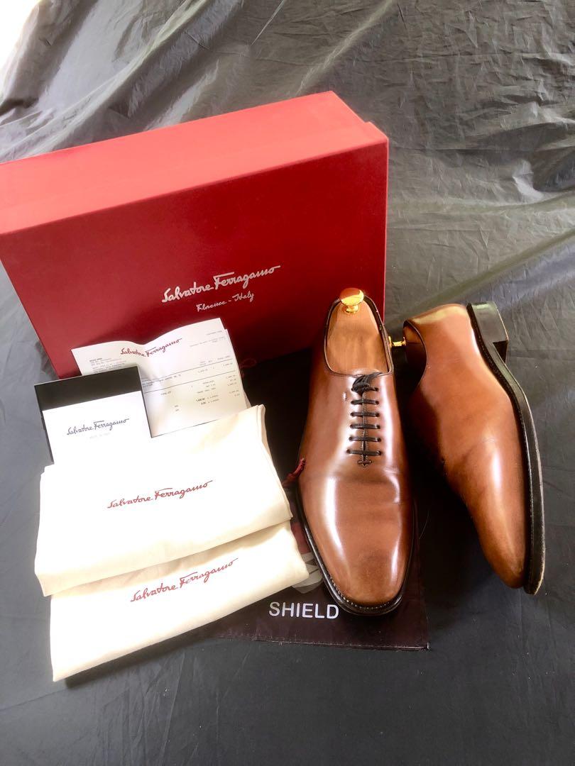 Ferragamo carmelo store