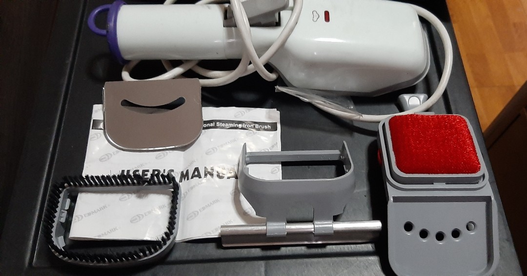Steam iron Steam Brush Edmark, TV & Home Appliances, Irons & Steamers