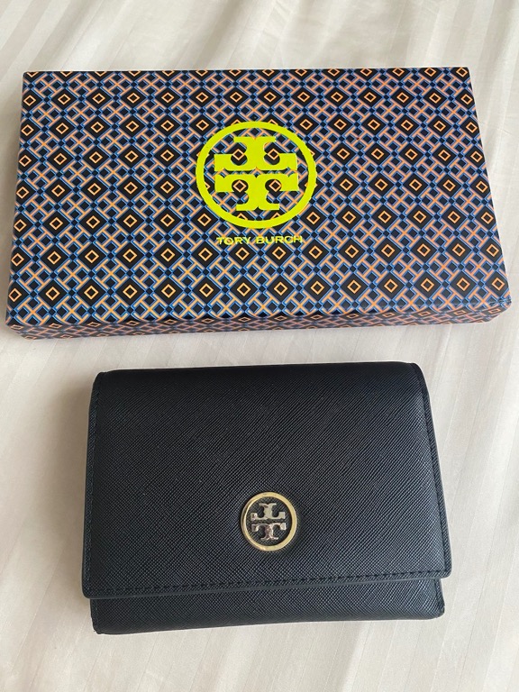 Tory Burch Robinson Trifold Wallet [ORIGINAL], Barang Mewah, Tas