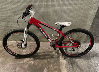 （分類：）位於 。 由 merlin1111 提交（商品編號 1143725118，圖片 1）。簡介： 。